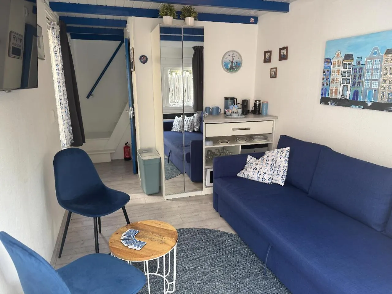 Little House In Amsterdam Bed & Breakfast Netherlands